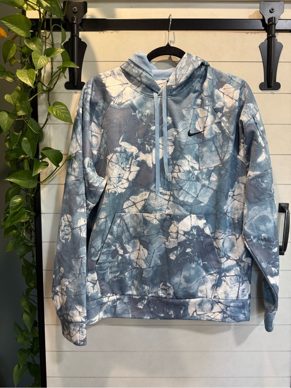 Nike Women’s Blue and White Tie-Dye Crewneck Hoodie